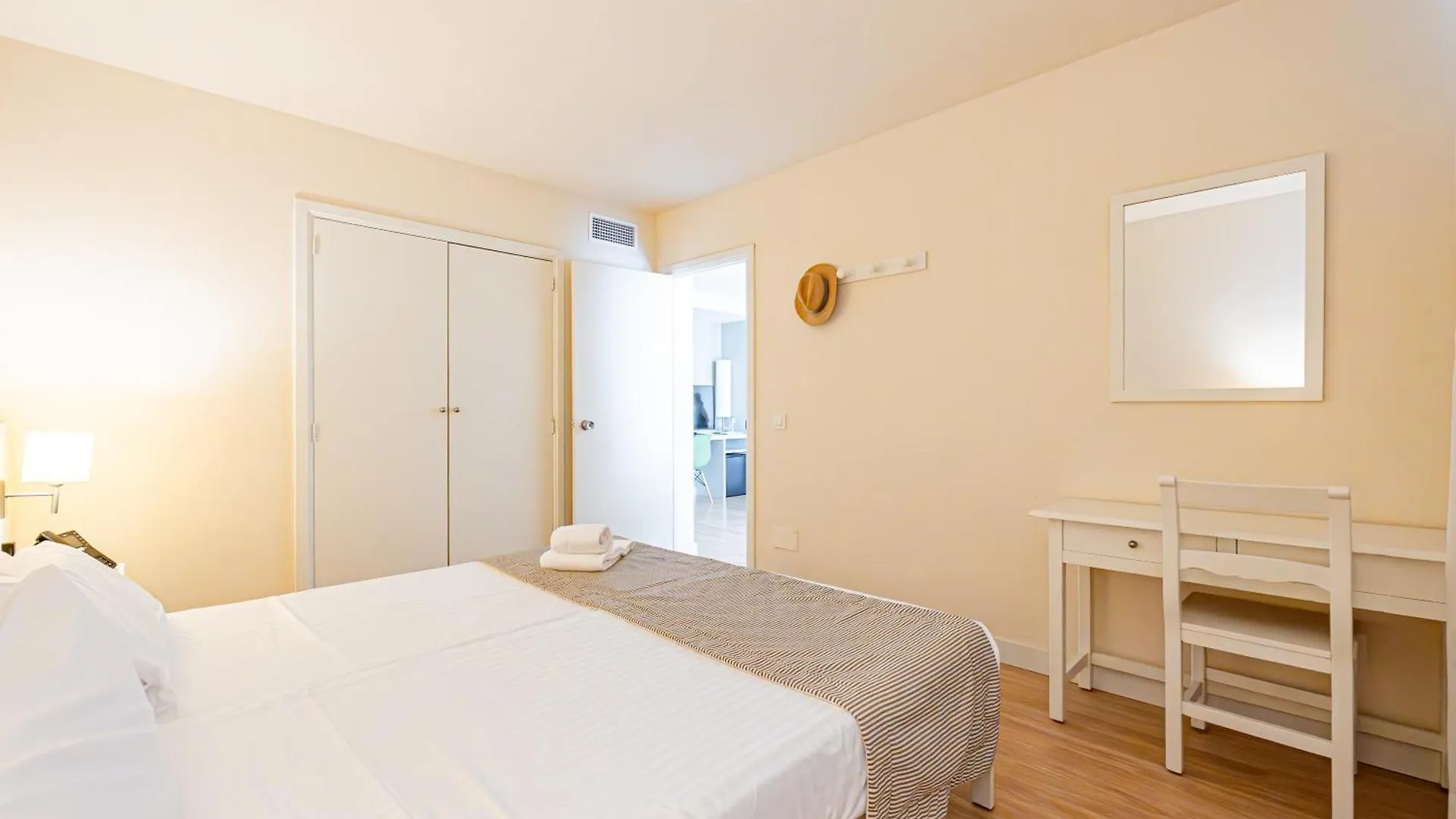 Hotel Rosella Affiliated By Intelier 萨科马 西班牙